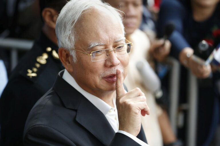 Najib arah pinda laporan audit untuk lindung diri sendiri – Saksi