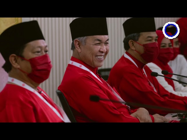 [VIDEO] 100 Ketua Bahagian UMNO mahu Zahid berundur?