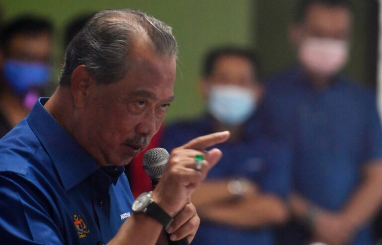 Kenapa ada pemimpin UMNO takut Muhyiddin macam takut hantu?