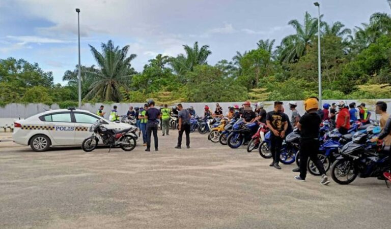 Polis ‘kepung’ 190 geng konvoi motosikal