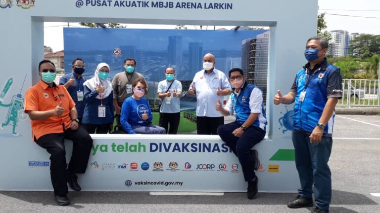 94.4 peratus populasi dewasa lengkap vaksin