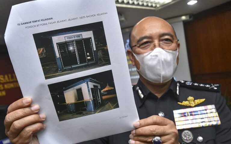 Dua ditahan kes bakar pondok bit polis