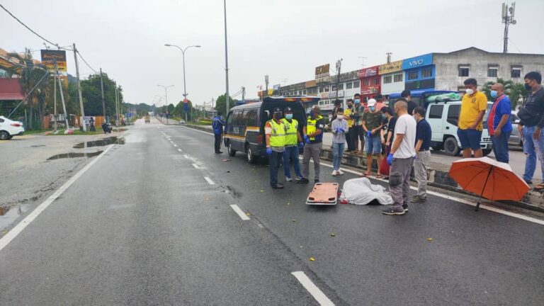 Wanita maut dilanggar motosikal anggota polis