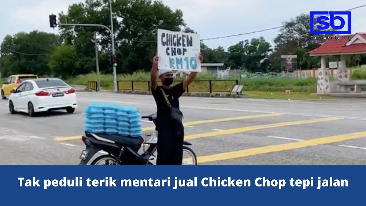 [VIDEO] Tak peduli terik mentari jual Chicken Chop tepi jalan