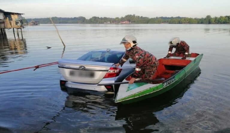 Lelaki ditemukan maut dalam kereta tenggelam di muara sungai