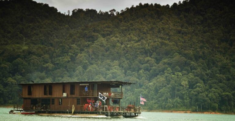 Lebih 4,000 kunjungi Tasik Kenyir dalam tempoh 15 hari dibuka