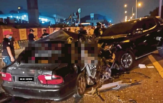 [VIDEO] Saksi kemalangan pandu lawan arus buat laporan polis