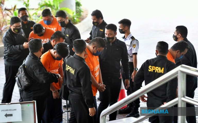 Lima kakitangan hospital direman berhubung rasuah pengurusan jenazah