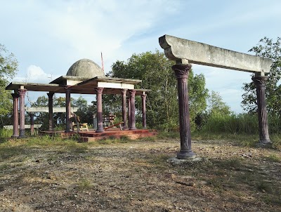 Wanita pengsan semasa daki Bukit Tunggal