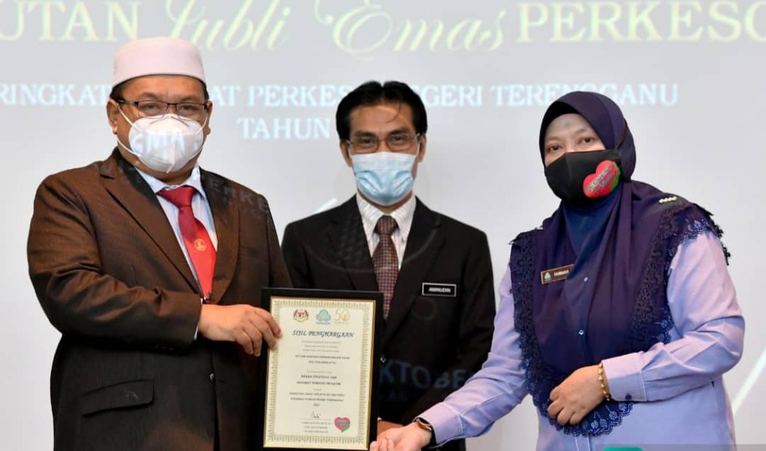 Dapat kerja