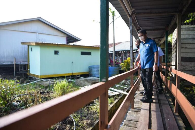 Proses tender naik tarat fasiliti sekolah di Miri selewat-lewatnya Februari ini – Radzi