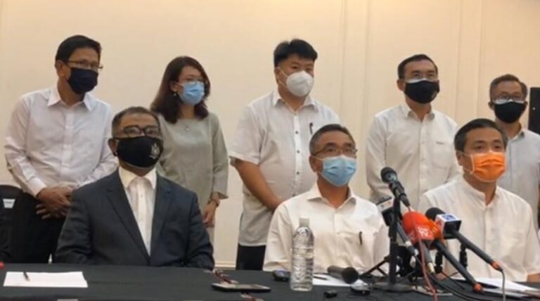 PH, Idris Haron mohon menghadap YDP Melaka