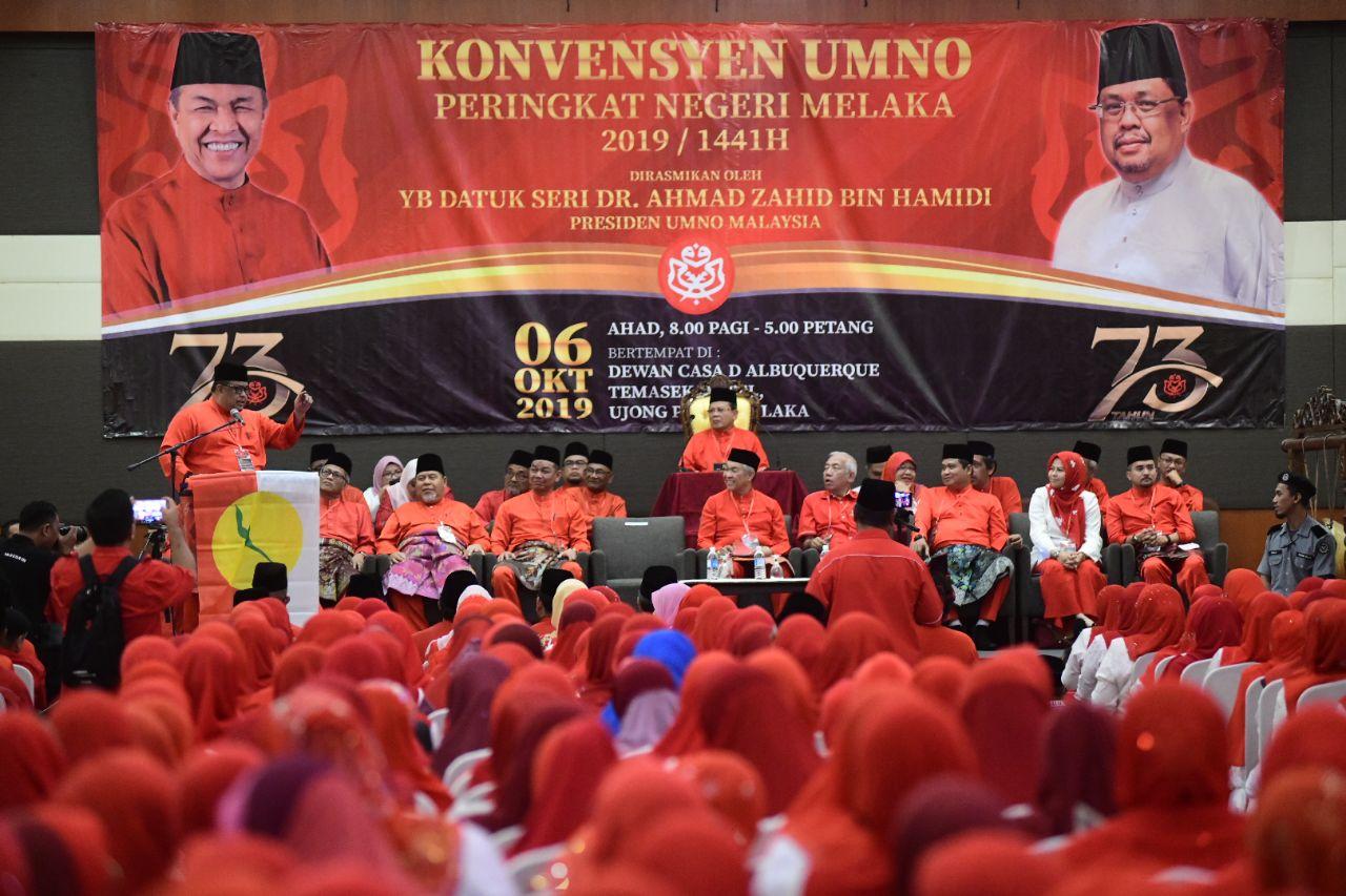 Pemimpin UMNO Melaka tolak keputusan bertanding solo?