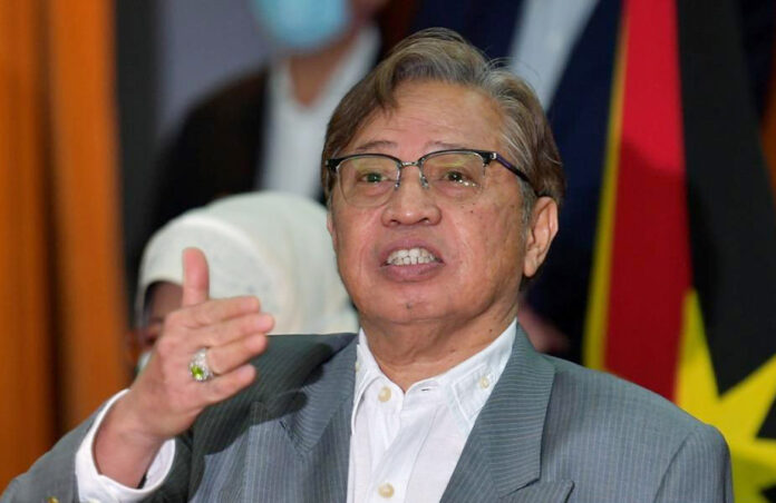 Abang-Johari-Bernama-1