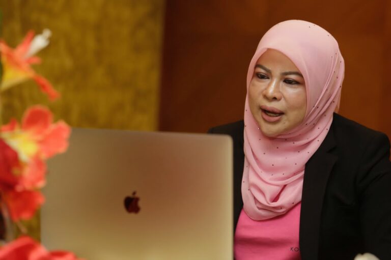 40,000 daftar Program Wanita Bangkit Berniaga