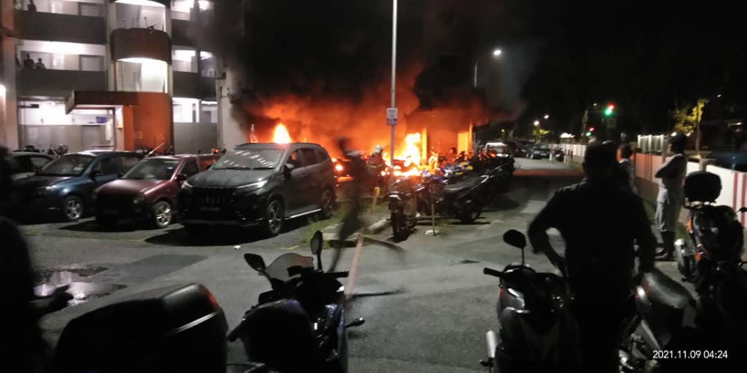 Motosikal musnah