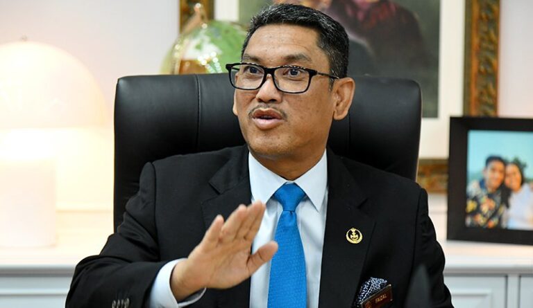 Desakan ada agenda tersembunyi – Ahmad Faizal