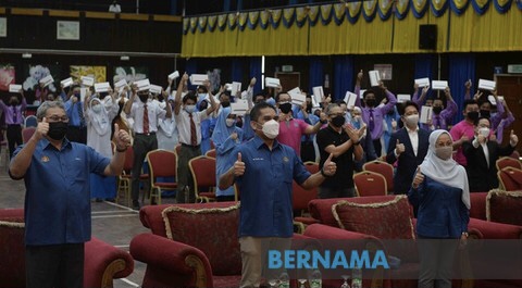 Penularan kes Covid-19 di sekolah terkawal – Radzi Jidin