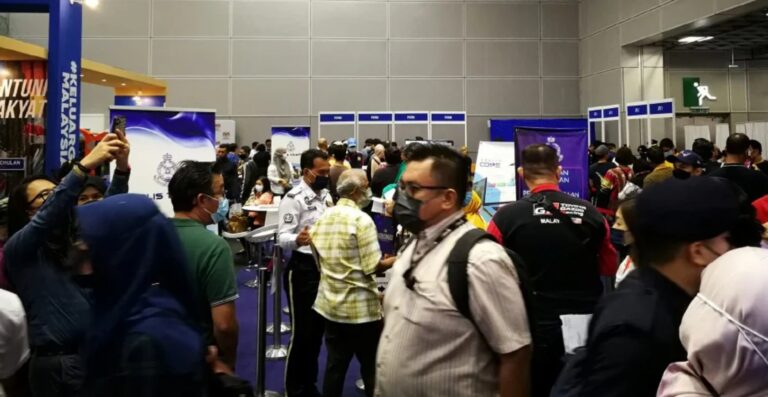 SOP: KJ mohon maaf, harap rakyat tidak ikut kesilapan program kerajaan