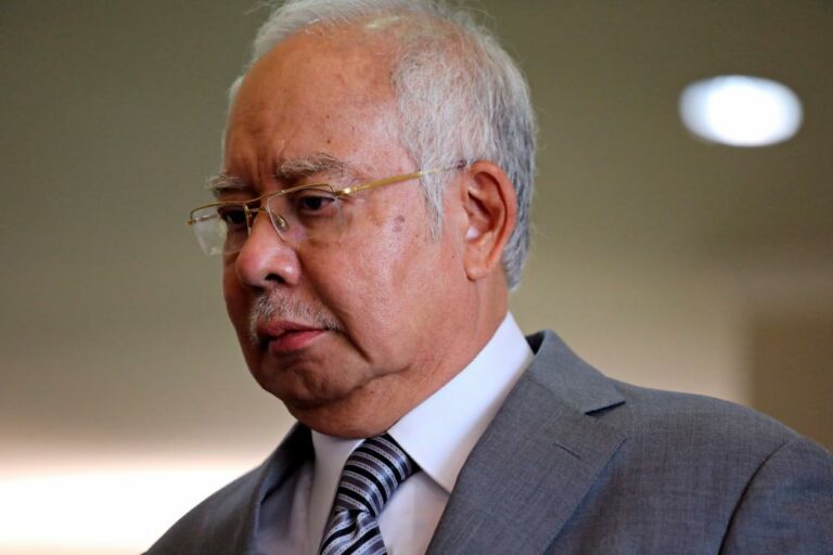 Mahkamah Persekutuan mula dengar permohonan semakan Najib batal sabitan kes SRC