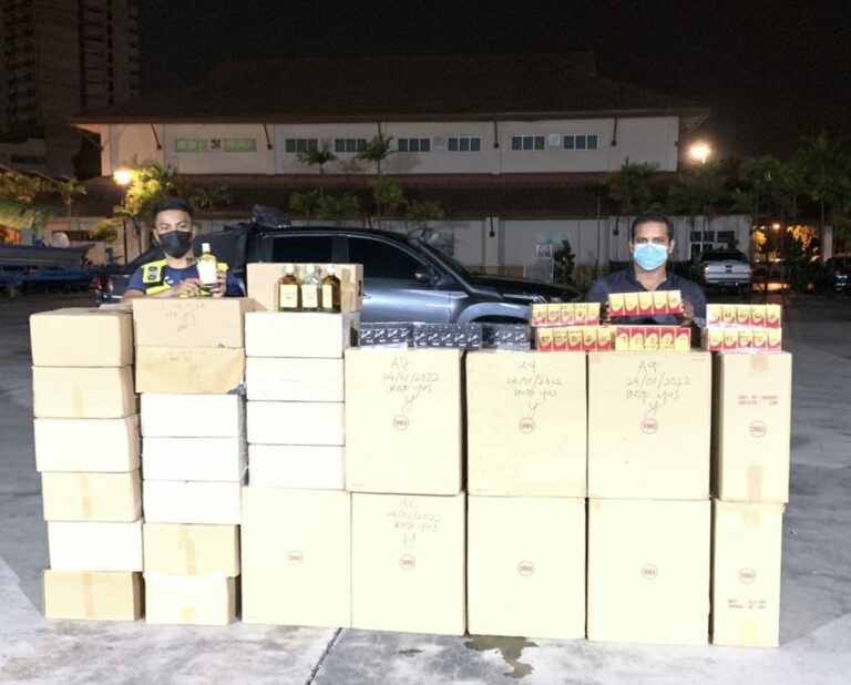 Lebih RM133,000 rokok seludup, minuman keras tidak bercukai dirampas