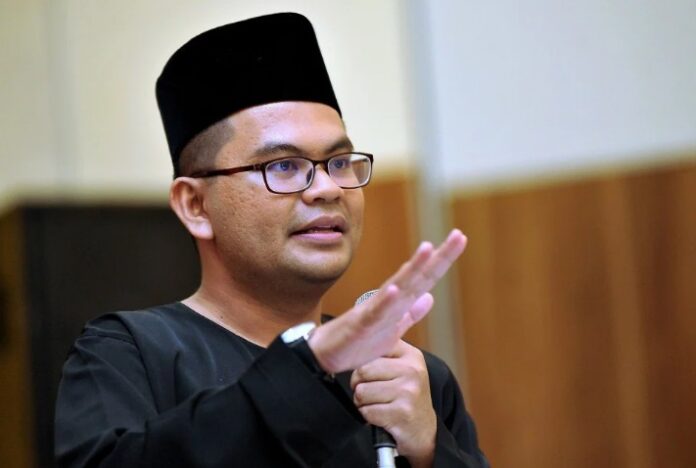 Ketua AMK Akmal Nasrullah Mohd Nasir
