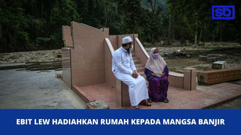 [VIDEO] “Kami terus tengok plan rumah dan hubungi kontraktor” – Ebit Lew bantu bina kembali rumah nenek Rohana