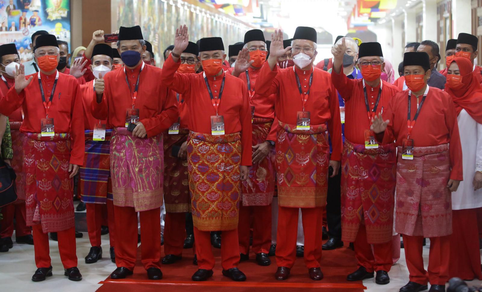 Buat pemilihan UMNO sebelum PRU-15, ada berani?
