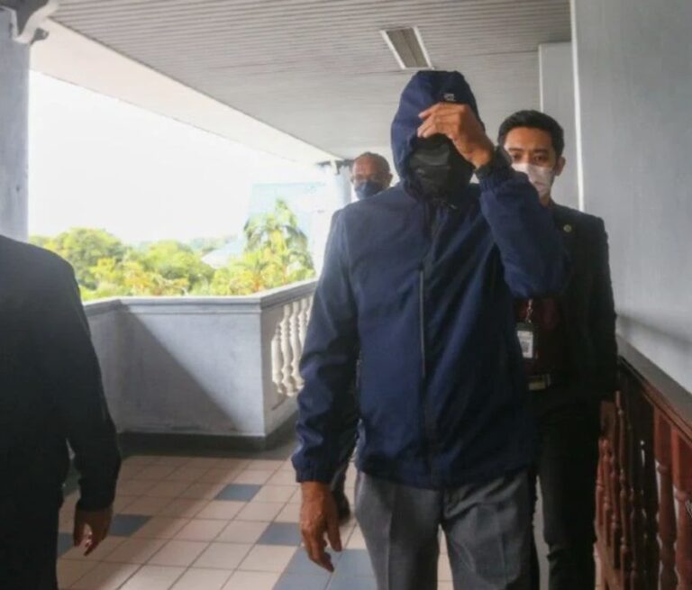 Ketua Balai Polis didakwa terima rasuah RM21,800