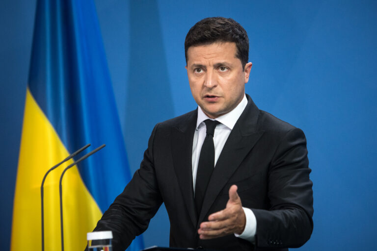 Zelensky senarai tuntutan sebelum bertemu Rusia