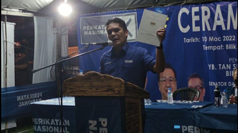 Radzi Jidin jelaskan bagaimana Felda dirosakkan Najib