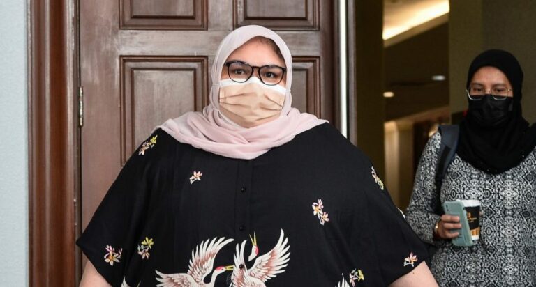Bella bagi tahu ‘Mommy’ dia dicili, dijirus dengan air panas dan diikat – Saksi