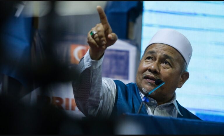 Zawawi keterlaluan label pemimpin PAS ‘tiga jahanam’