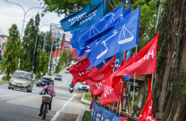 Rampas deposit jika gagal tanggal poster, bendera parti sebelum 3 Disember