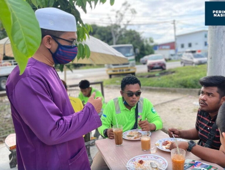Hapus bayaran lesen, sewa tapak bakal rancakkan ekonomi – Ahmad Nawfal