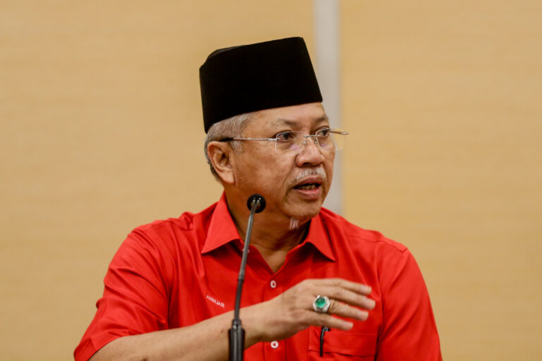 ‘Lebih 2 juta ahli sudah tinggalkan UMNO’ – Annuar Musa