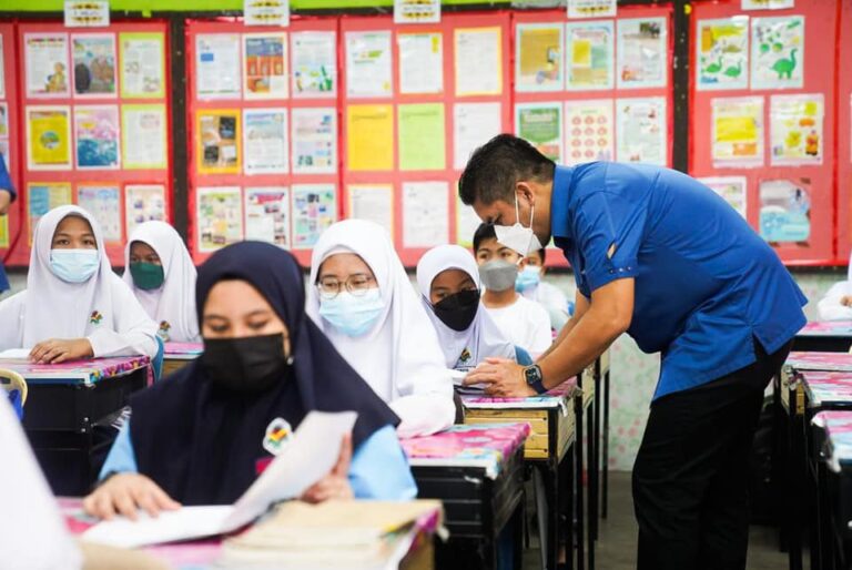 Wajib pakai pakaian seragam sekolah bermula penggal kedua persekolahan – KPM