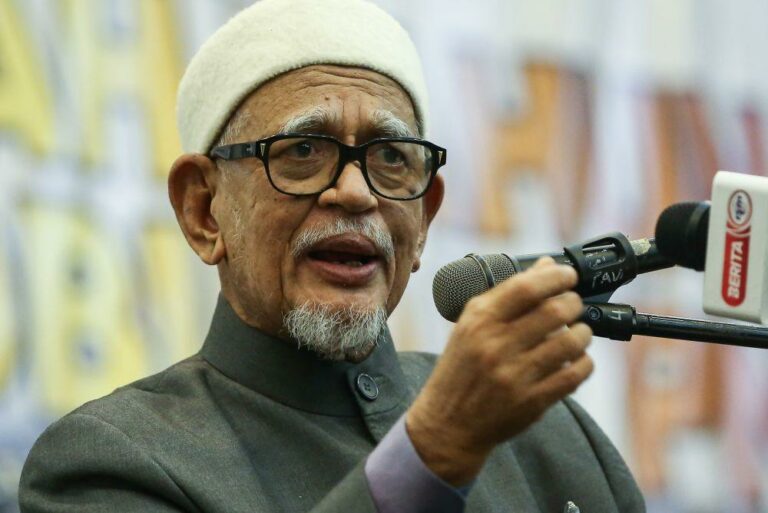 Pas pilih demokrasi bukan demonstrasi