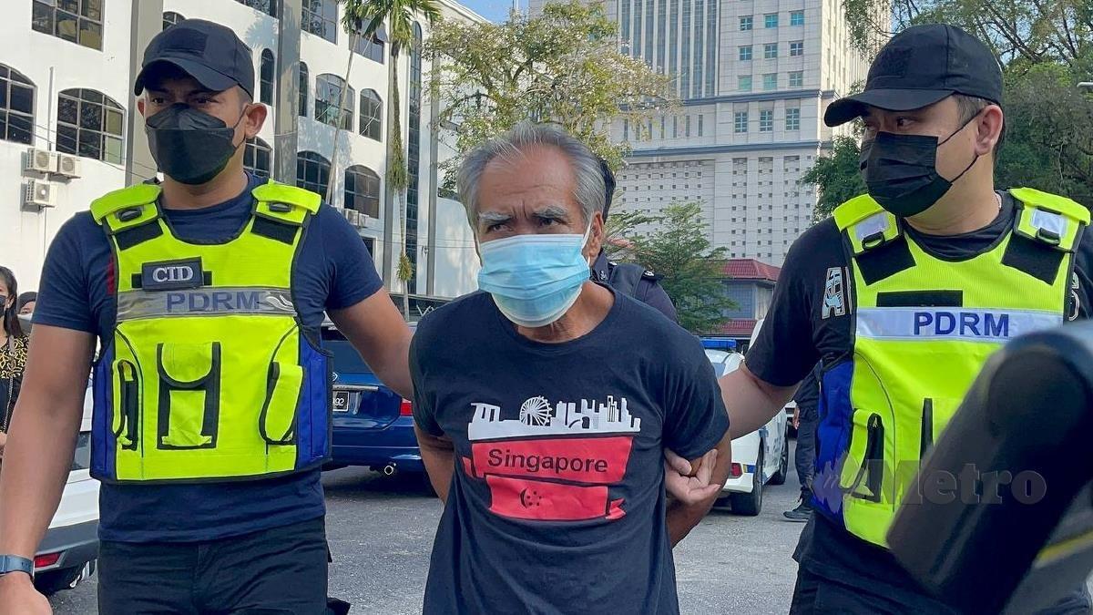 Warga emas didakwa bersetubuh dengan kucing