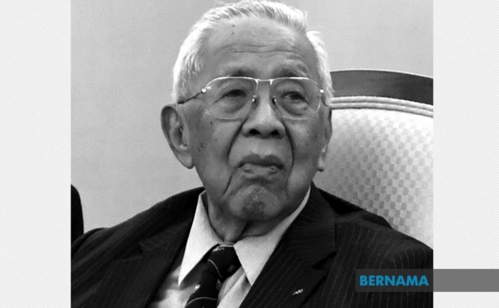 Tengku Ahmad Rithauddeen meninggal dunia
