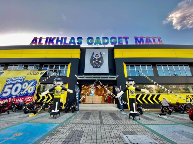 Al-Ikhlas Gadjet: Dari pasar malam ke mall serba lengkap