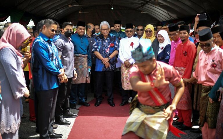 Bersatu boleh ‘duduk’ dengan Pas sebab mereka ikhlas – Hamzah