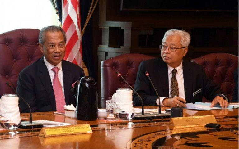 ‘Ada masa tengok bola, takkan tak sempat jumpa Muhyiddin’ – Wan Saiful