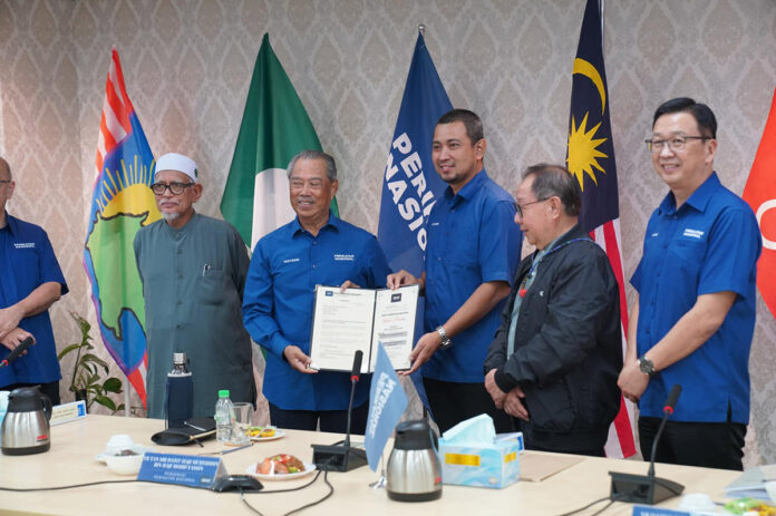 Muhyiddin lantik