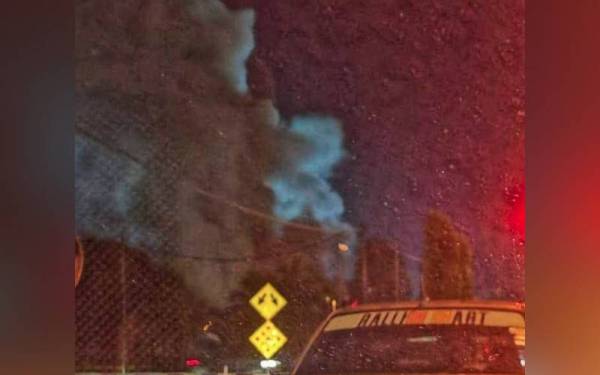 Pengarah terbakar