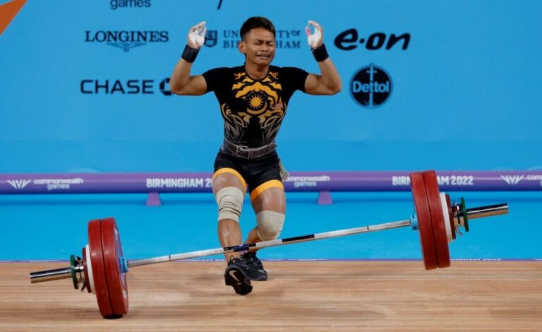Mohamad Aniq hadiahkan pingat emas pertama Sukan Komanwel 2022