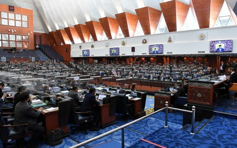 209 ahli Parlimen sokong RUU, apa lagi yang tak stabilnya?