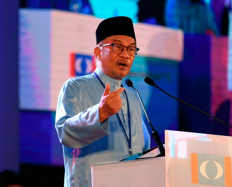 PRU15: Anwar pertimbang cadangan bertanding di Parlimen Tambun