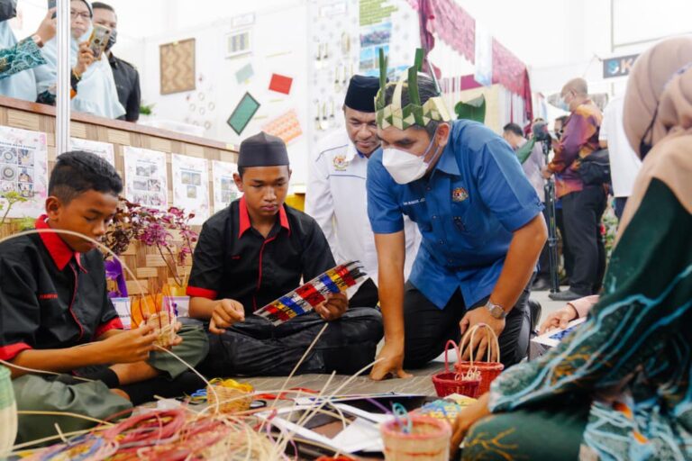 Jumlah pengambilan guru akan meningkat melebihi 5,000 – Radzi