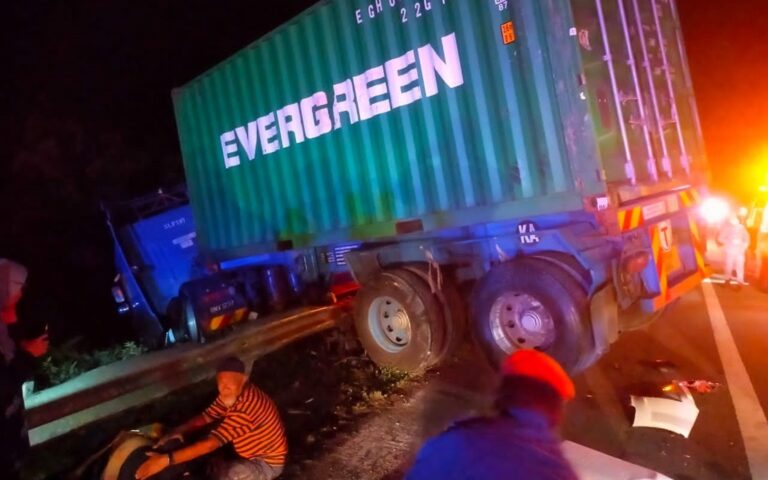 Empat maut, 12 cedera kemalangan di LPT1
